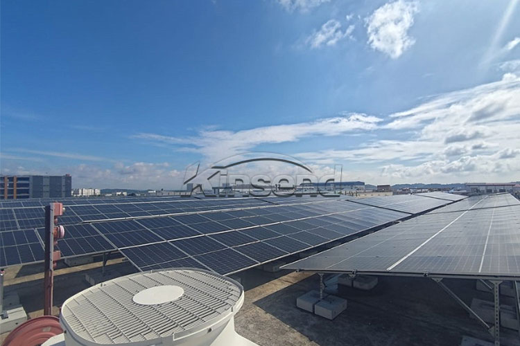 flat roof solar panel mounting