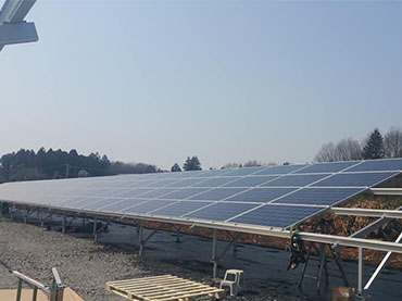 Solarbodenprojekt 860KW , japan